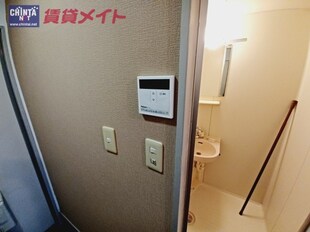 マンションアミーアミーの物件内観写真